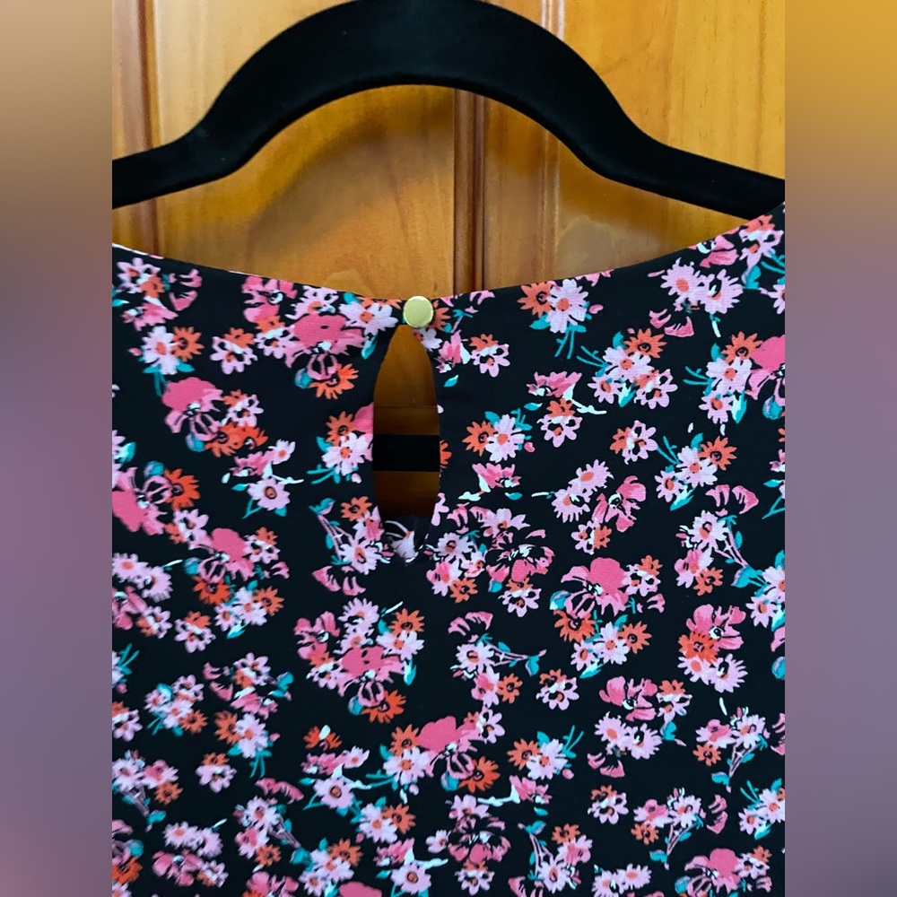 Calvin Klein CK Women's Floral Pleat Neck Cami Camisole w Hardware Blouse Top L - Picture 6 of 14